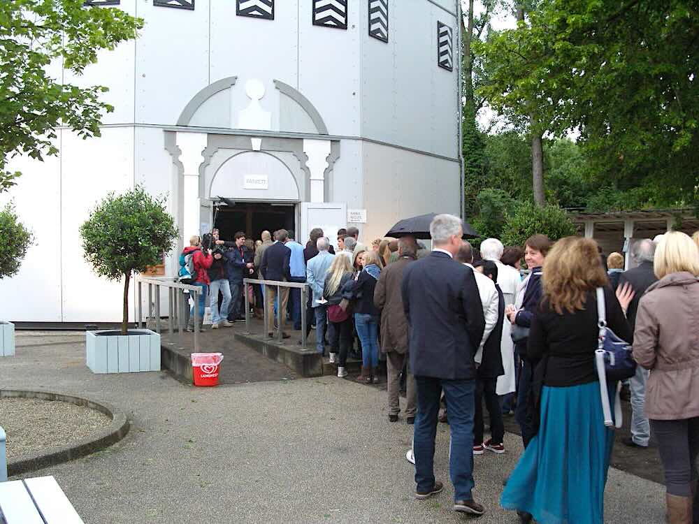 People queueing